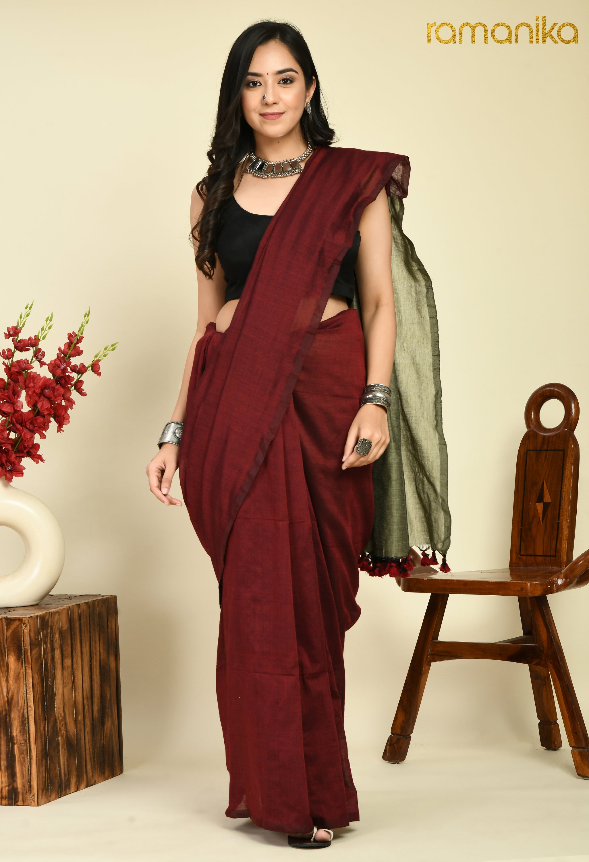 Handwoven Colour Block Cotton Saree with Running Blouse (Maroon Beige)