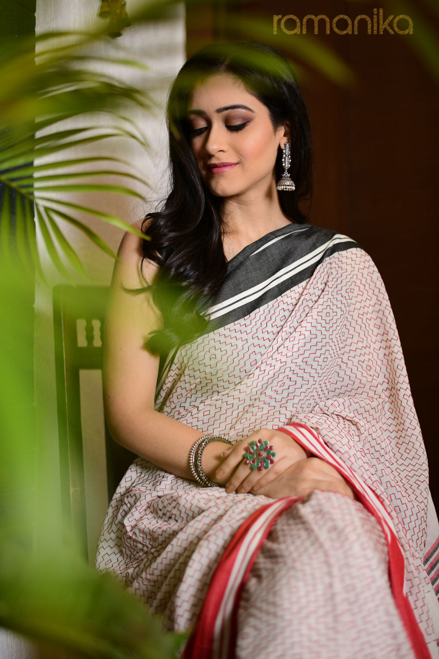 Handwoven Kantha Jamdani White Saree With Blouse - Ramanika