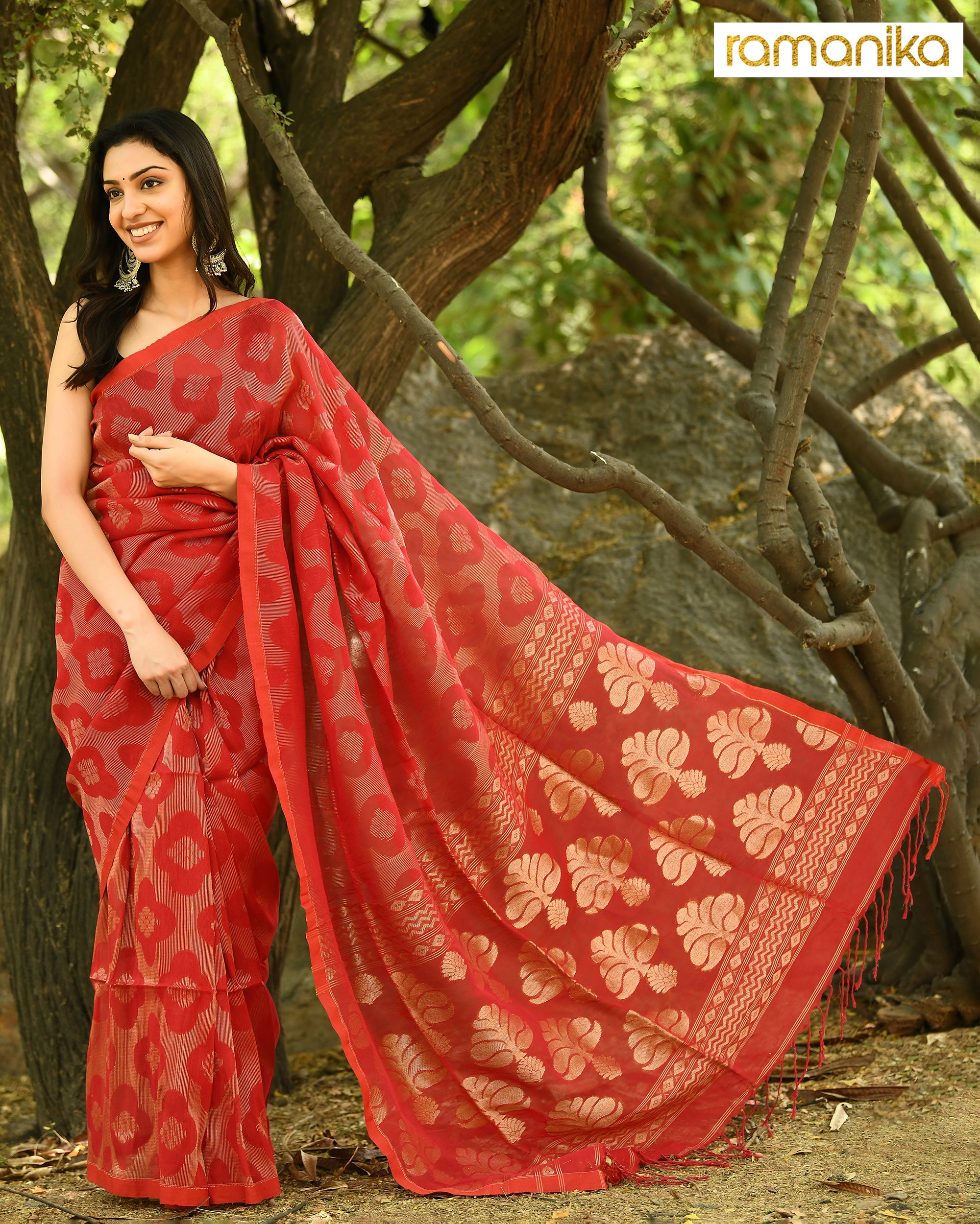 Handwoven Linen Banarsi Saree with Running Blouse (Red)