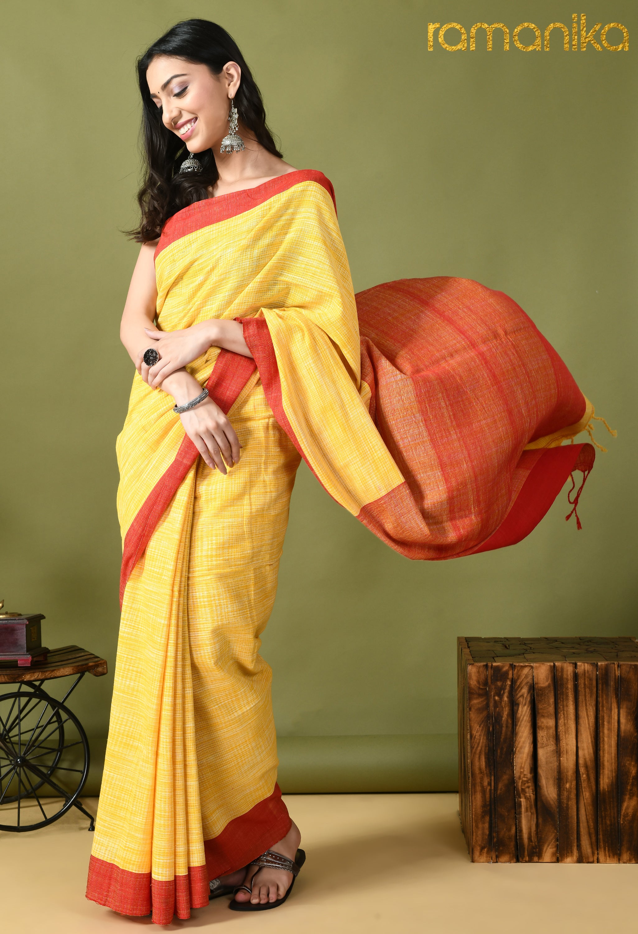 Handwoven linen Saree with Running Blouse