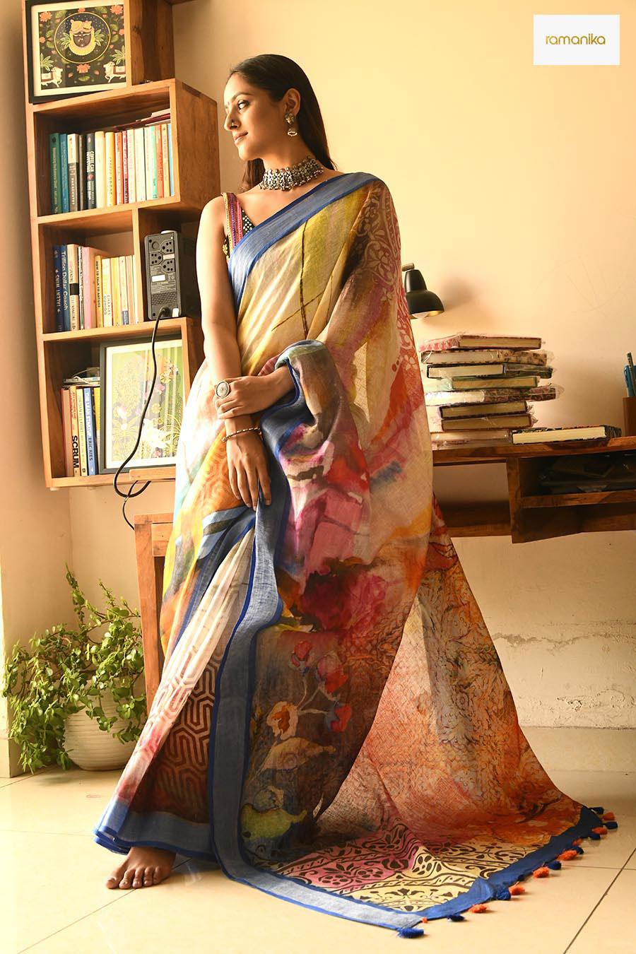 Digitally Abstract Printed Handwoven Linen Saree With Blouse - Ramanika
